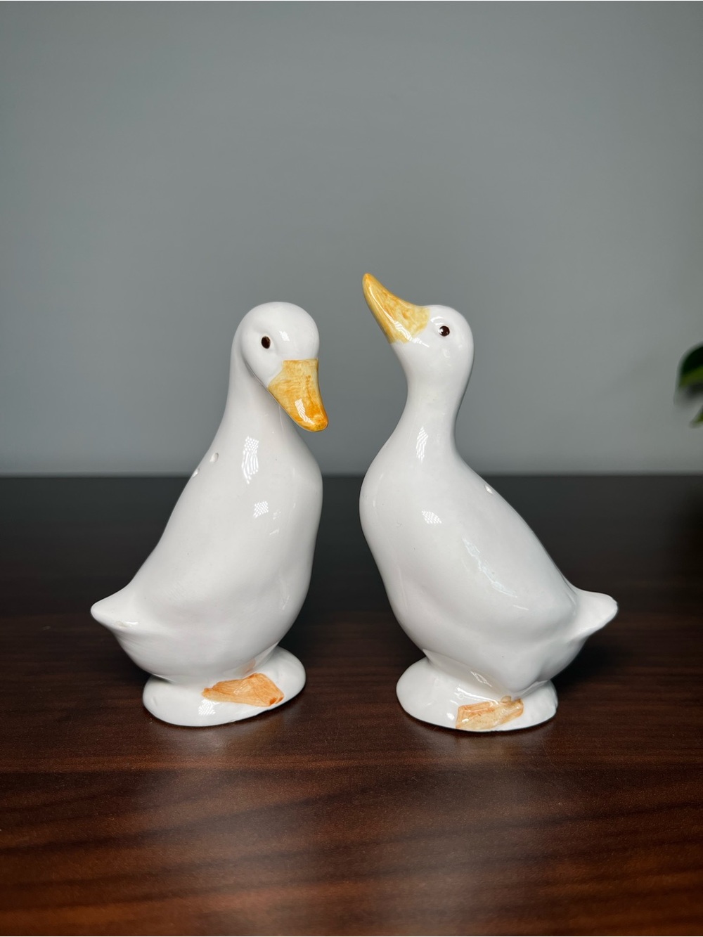 Vintage White Duck Salt & Pepper Shakers Ceramic Goose Figurines Farmhouse Decor